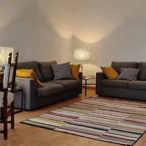Joivy Contemporary 1-bed Near Duomo Di Apartamento